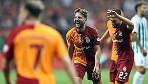 Dries Mertens tarihe geçti