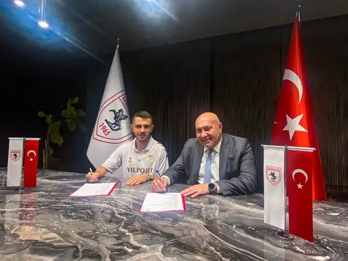 Emre Kılınç Samsunspor'a transfer oldu