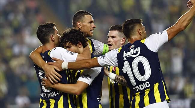 Fenerbahçe golleriyle taraftarına kazandıracak