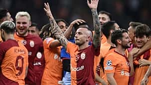 Maç sonu taraftara üçlü çektirdi
