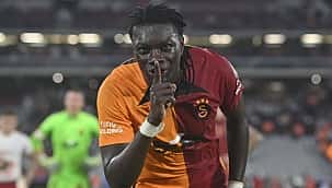 Sürpriz transfer! Gomis'in yeni adresi belli oldu!