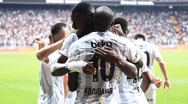 Beşiktaş ilk yarıda işi bitirdi