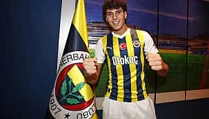 Fenerbahçe'de iki veda daha!
