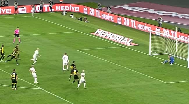 Galatasaray'dan ilginç penaltı!