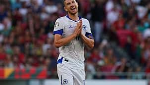 İzlanda Bosna'yı tek golle devirdi