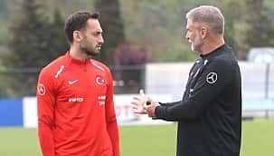 "Kuntz, genç takım hocası!"