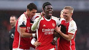 Arsenal farka koştu