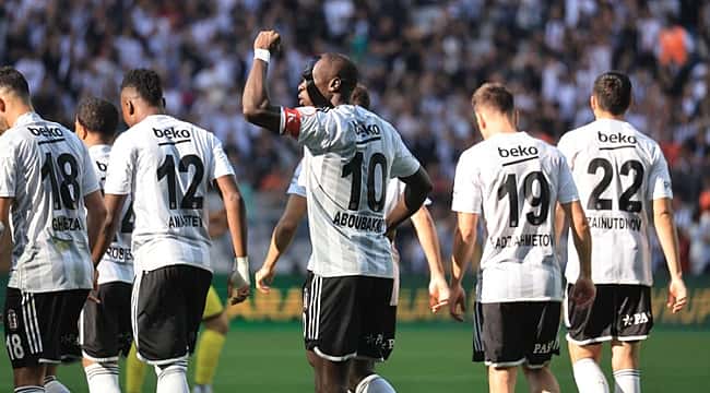 Beşiktaş krizden 2 golle çıktı