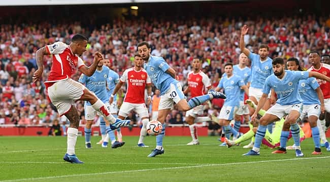 Dev maçta kazanan Arsenal!
