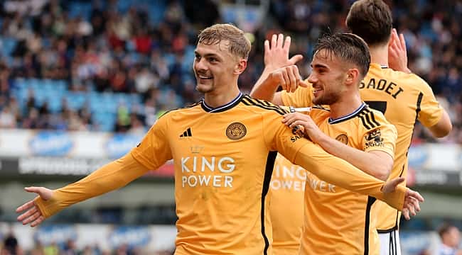 Yunus Akgün asist yaptı, Leicester City farklı kazandı!