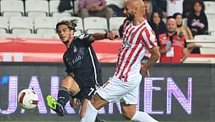 Beşiktaş ikinci yarıda dağıldı