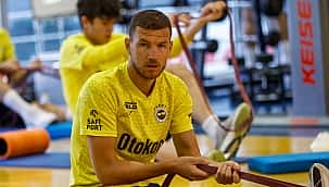 Edin Dzeko kendini sarj etti