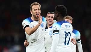 İngilizler zorlamadan kazandı