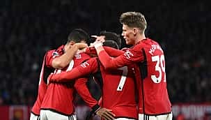 Manchester United zorlansa da kazandı