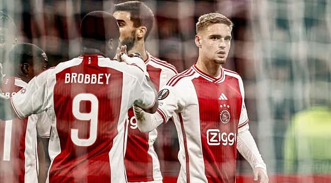 Ajax son maçta Konferans Ligi bileti kaptı