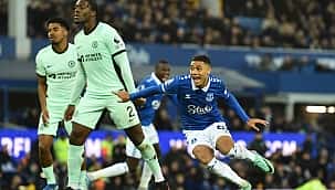 Everton'dan bir darbe de Chelsea'ye