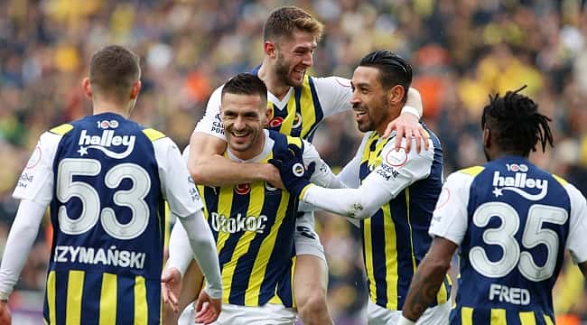 Başakşehir - Fenerbahçe muhtemel 11'ler