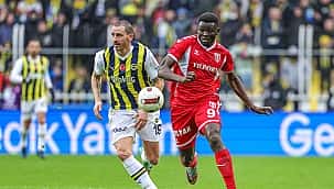 Fenerbahçe'ye Kadıköy'de çelme