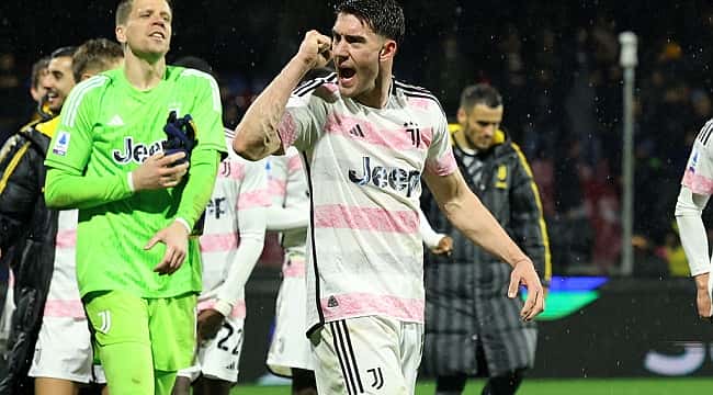 Juventus kilidi açarken çok zorlandı, uzatmada güldü