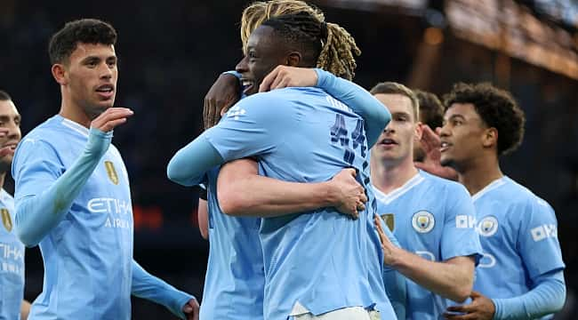 Manchester City kupada çok rahat