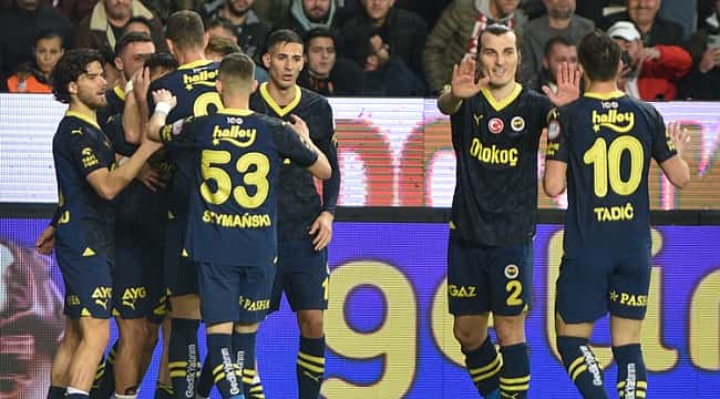 Fenerbahçe yeniden lider!