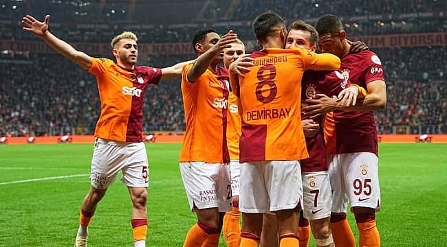 Galatasaray ilk yarıda bitirdi