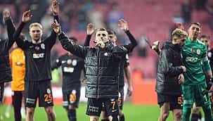 Maç sonu üçlüsü Kerem'den!