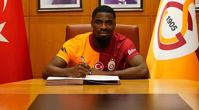 Serge Aurier formayı giydi!