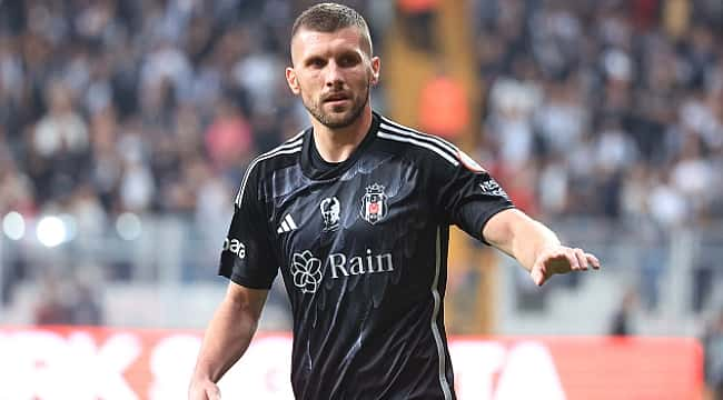 Beşiktaş'ta Rebic krizi!