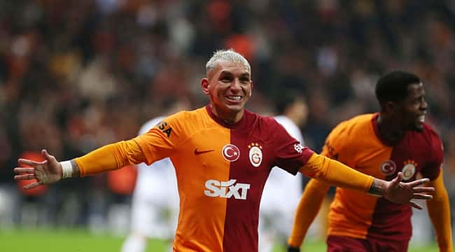 Galatasaray'da ilklerin gecesi! İki yıldız birden...