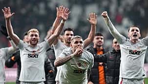 Galatasaraylı oyunculardan derbi kutlaması! O anlar...