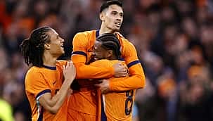 Hollanda rahat kazandı