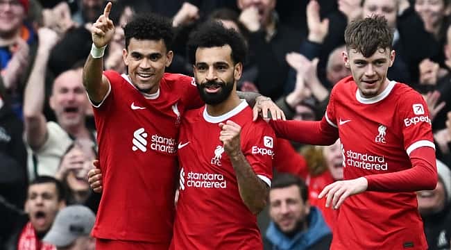 Liverpool Mohamed Salah ile geri dönmeyi başardı