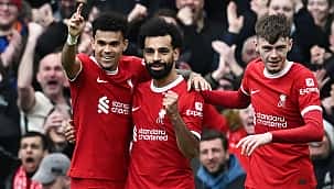 Liverpool Mohamed Salah ile geri dönmeyi başardı