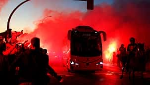 Maç öncesi çılgın karşılama!