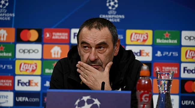 Maurizio Sarri istifa etti
