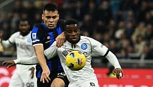 Serie A'da Inter'in 10 maçlık serisini Napoli bitirdi