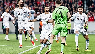 Aston Villa penaltılarda yarı final biletini kaptı