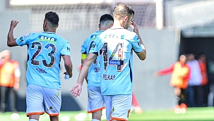 Başakşehir geri döndü, 3 puanı kazandı