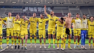 Fenerbahçe taraftarına koştu!