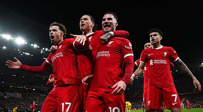 Liverpool son 15'te işi bitirdi