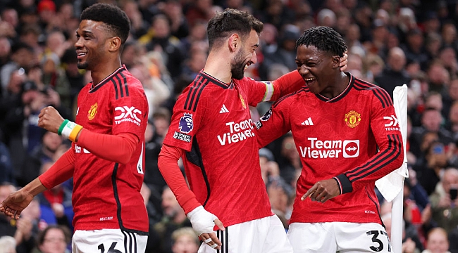 Man. United iki kez geri düştü, kazanmayı bildi