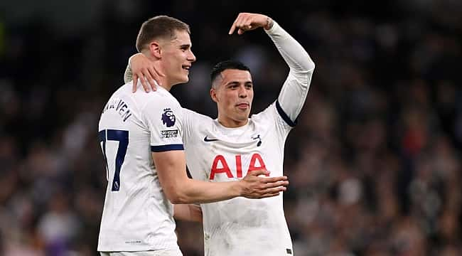 Tottenham ikinci yarıda işi bitirdi