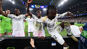 Real Madrid'in çılgın final kutlaması! İşte o anlar...