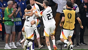 Almanya ve İsviçre son 16'da