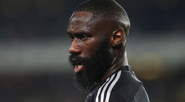 Beşiktaş'ta Masuaku kararı! Yerine eski yıldız geliyor...