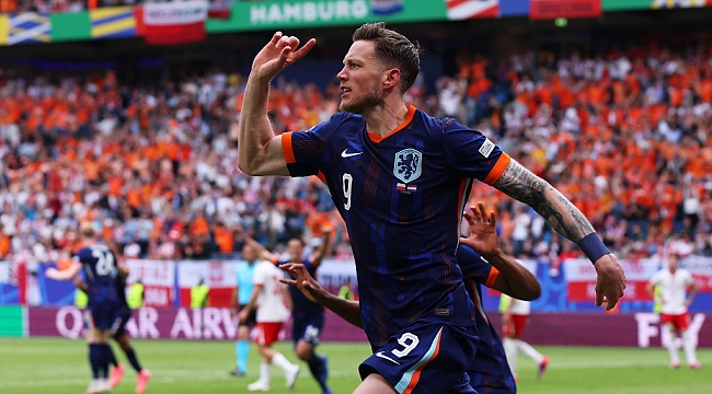 Wout Weghorst 3 puanı getirdi