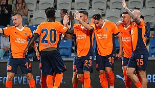 Başakşehir'den gol şov! Avrupa'da tur çok yakın...