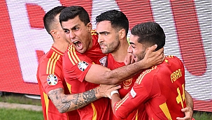İspanya yarı final biletini kaptı, ev sahibi veda etti