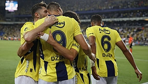 Kadıköy'de maç sonu kutlama! İşte o kareler...
